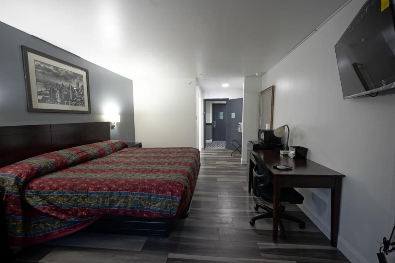 Greenwoods Inn & Suites Berlin المظهر الخارجي الصورة
