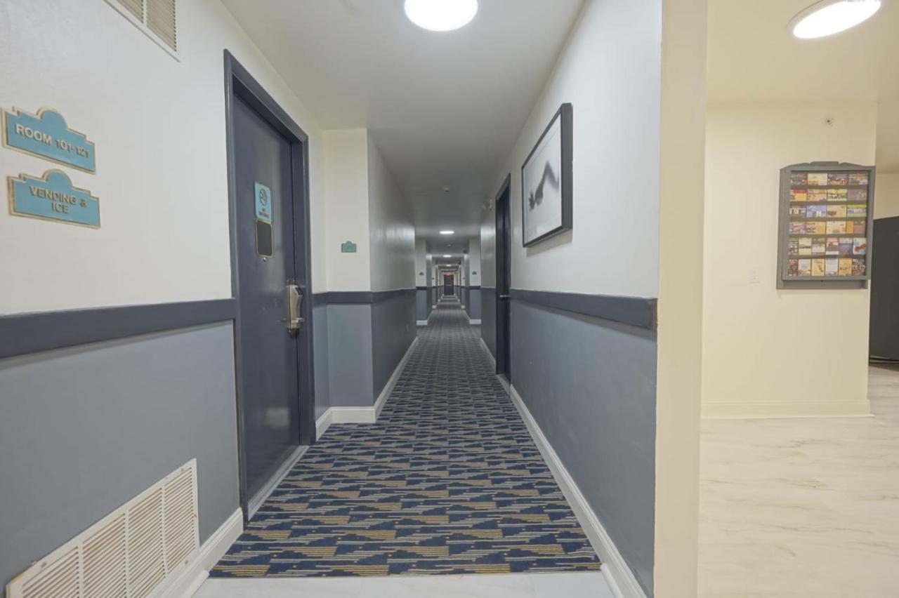 Greenwoods Inn & Suites Berlin المظهر الخارجي الصورة
